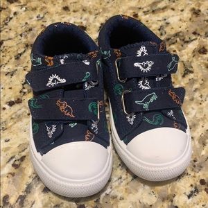 Never worn sneakers for your toddler